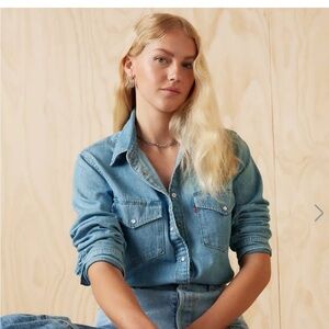 Levi's Iconic Western Denim Shirt Pearl Snaps Size L Excellent Condition